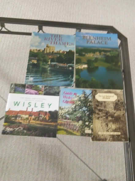 Photo of free Vintage brochures of gardens and the Thames (Wansford) #1