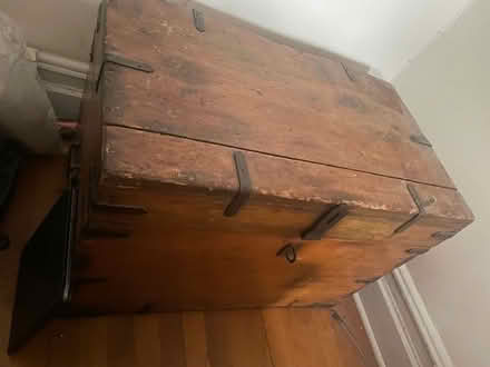 Photo of free Wooden chest (Upper West Side) #1