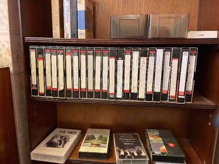 Photo of free VHS Tapes used but good to re-record (Six Ways AL8) #1