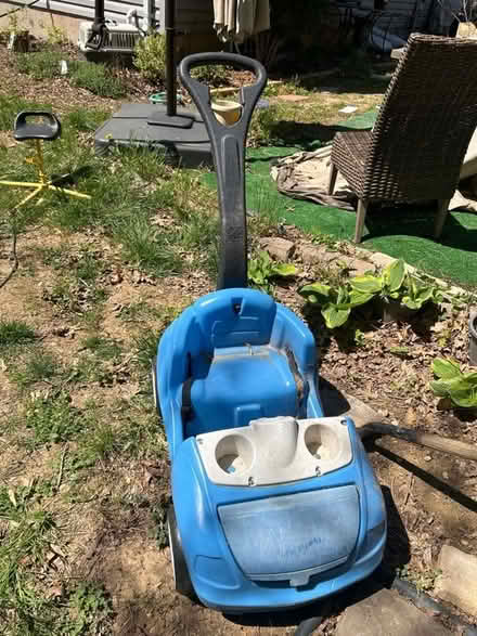 Photo of free Push car (Woodfield Rd &Airpark Rd) #2