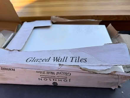 Photo of free Tiles Miscellaneous (DE56) #1