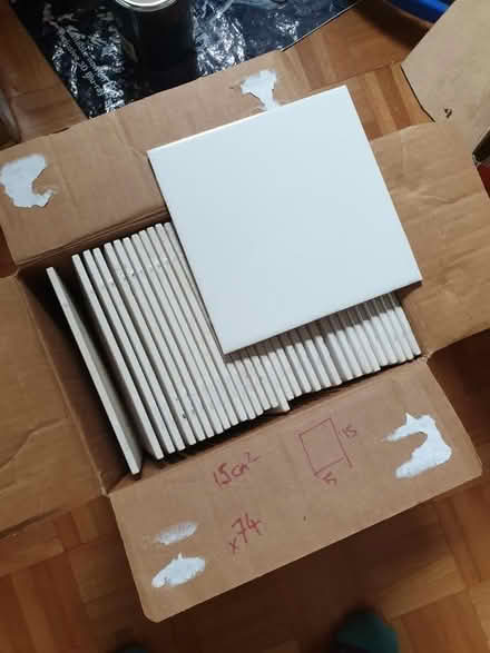 Photo of free White tiles - 15cm² (Chalfont Common, SL9) #1