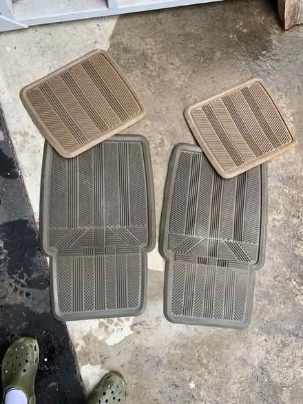 Photo of free Rubber car floor mats (Carlingwood area) #1