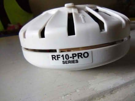 Photo of free Wireless Linked Smoke Alarms (Shawlands G41) #2
