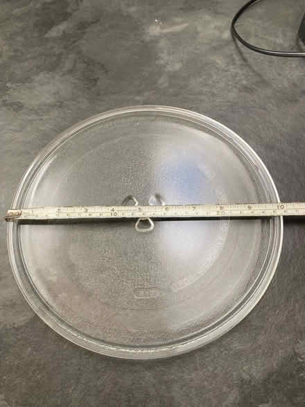 Photo of free Small microwave plate (Towcester NN12) #1