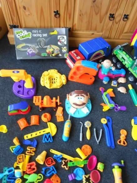 Photo of free Selection of children's toys (IP8) #3