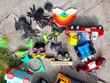 Photo of free Various toys (Upper oldfield park) #1