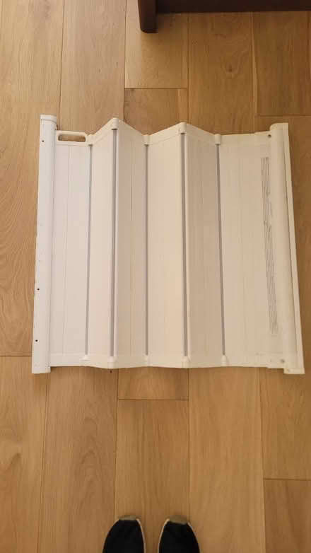 Photo of free Retracting stair gate (CF5 Victoria Park) #1