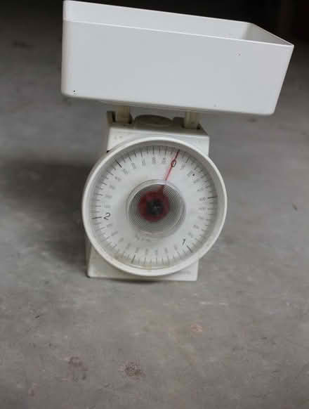 Photo of free Kitchen Weighing Scales (Bucknell SY7) #1