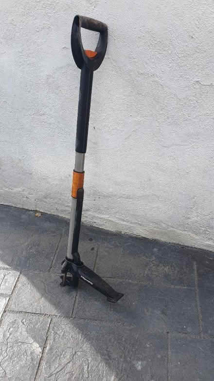 Photo of free Weed remover Fiskars (WF13 back of fire station) #1