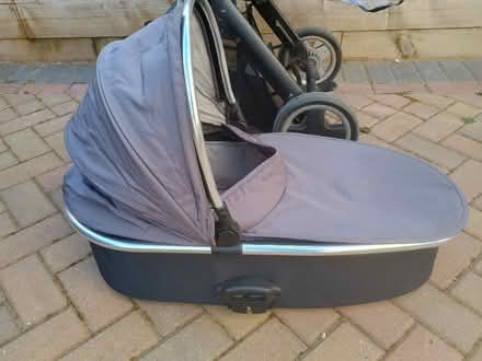 Photo of free Oyster buggy/travel system with carry cot (Botley OX2) #3