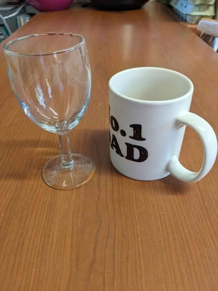 Photo of free 16 Small Wine Glasses (Cale Green SK2) #2