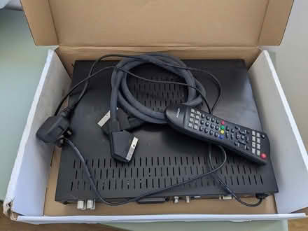 Photo of free Hitachi TV recorder DV3 (Hackbridge) #1