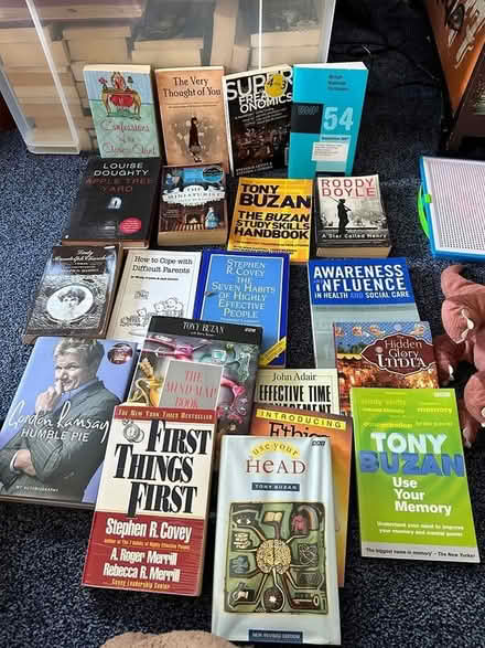Photo of free Books (Navestock RM4) #1