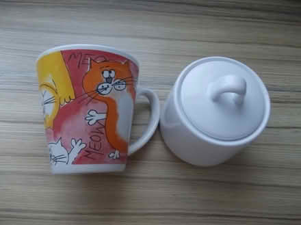 Photo of free Mug and Sugar Bowl (Chippenham SN15) #1