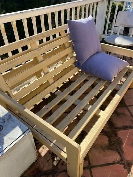 Photo of free Futon (Oakland CA (Oakland CA (near Oakland High)) #1