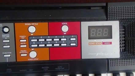 Photo of free Yamaha F50 Keyboard (S8 Lowedges) #2