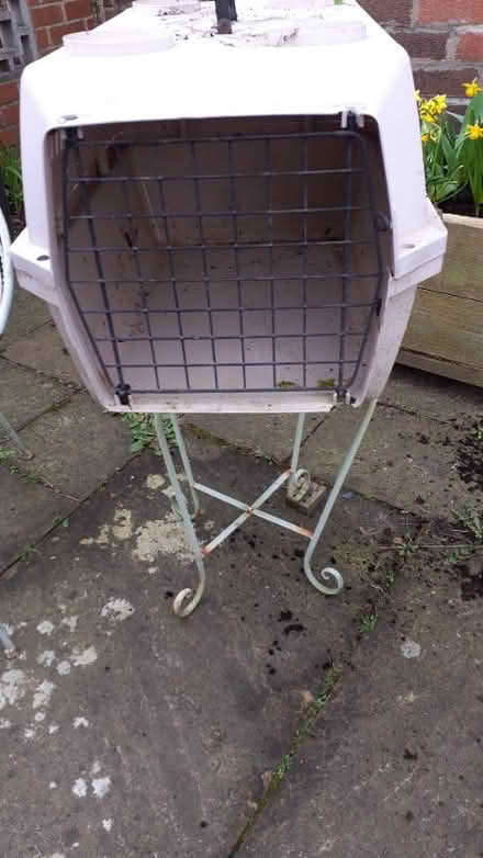 Photo of free cat basket (Norfolk Park S2) #1
