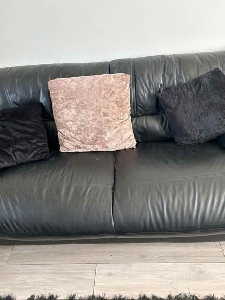 Photo of free 2 and 3 seater leather sofa (S6) #1