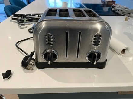 Photo of free 4 slice toaster (Tring HP23)