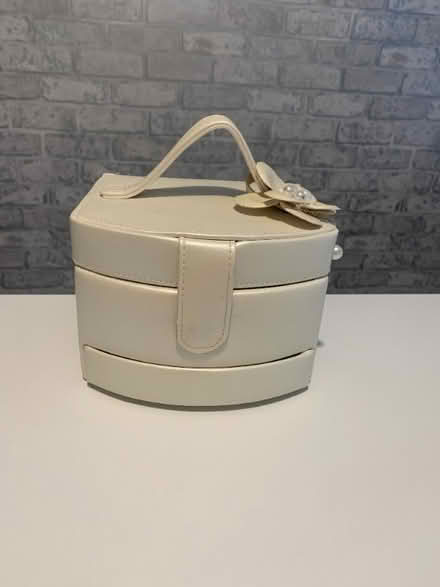 Photo of free Leather Cream Jewellery Box (Lords Wood ME5) #2