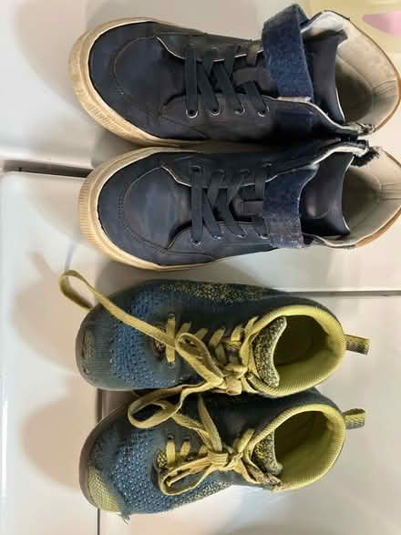 Photo of free Boys sneakers size 1 and size 5 (Bloomfield, NJ) #1
