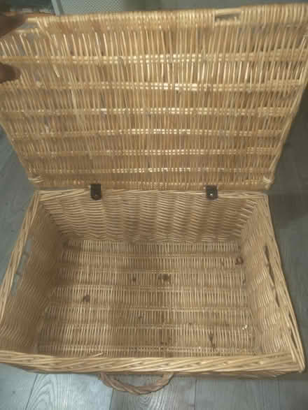 Photo of free Woven Basket/ Hamper (Finsbury Park, North London) #1