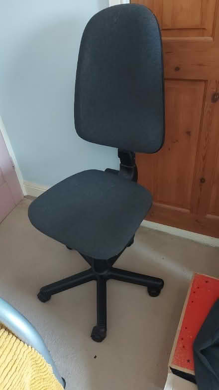 Photo of free Wheeled office chair, adjustable (Tewkesbury GL20) #1