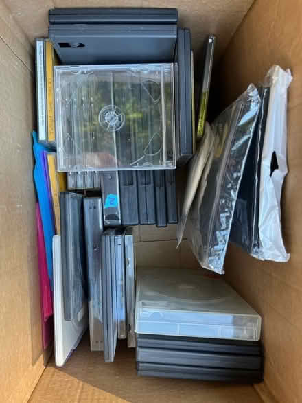 Photo of free CD/DVD cases and sleeve (Mountain View nr train station) #1