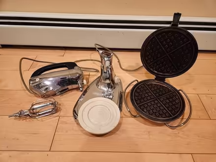 Photo of free Mixer and waffle iron with issues (Clinton Corners) #2