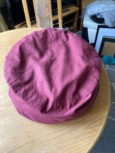 Photo of free Small Pouffé (Westbourne Park W11) #1