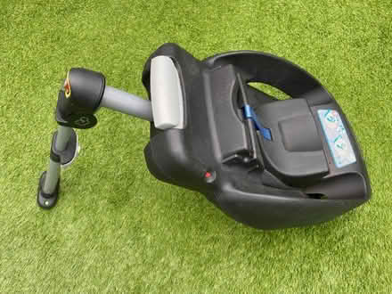 Photo of free Baby car seat base (Vale LA1) #3