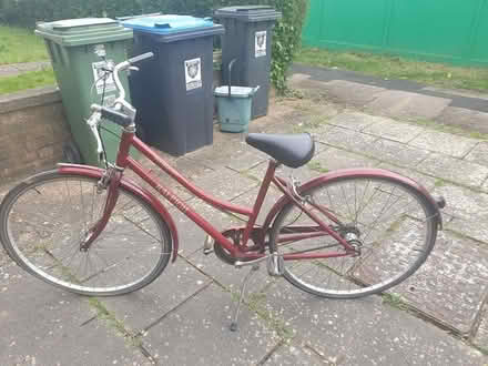 Photo of free Antique bike (Leverstock Green) #1