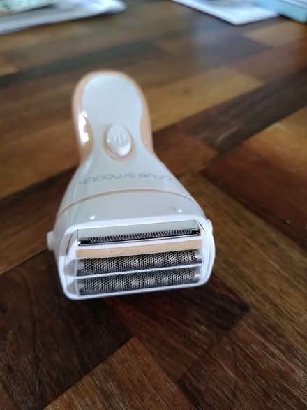 Photo of free Cordless ladies razor (billericay CM12) #2