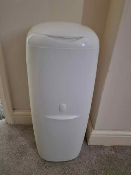 Photo of free Angel Nappy bin (DA2) #1