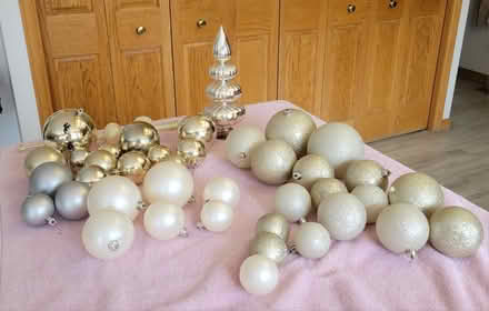 Photo of free Christmas ornaments and garland (Near Mississippi and Dayton) #1