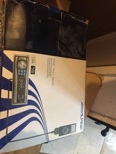 Photo of free Car radio set (SE16) #3