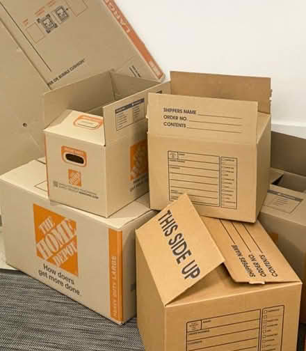 Photo of Moving boxes from a scent-free home (Cliffside) #1