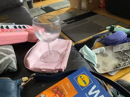Photo of free Stanford le hope Approx 20 small wine glasses (Stanford-Le-Hope SS17) #1