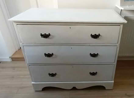 Photo of free Vintage chest of drawers (Cogges OX28) #1