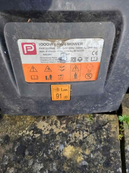 Photo of free Lawnmower - for spare parts (Streatham Hill. SW2) #3
