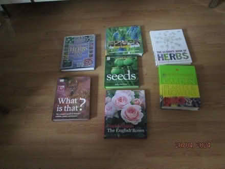 Photo of free Books - Plants (Benslow SG4) #1