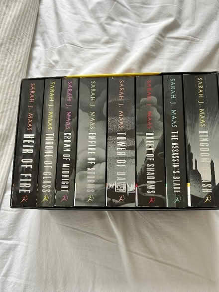 Photo of free Throne of Glass by Sarah J Maas (Old Windsor SL4) #1