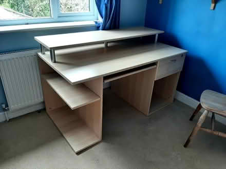 Photo of free desk (Fordwich SG14) #2
