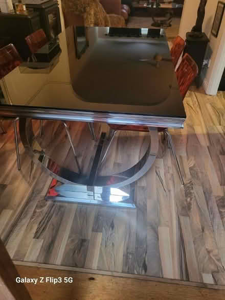 Photo of free Dinning table (Cambuslang G72) #2
