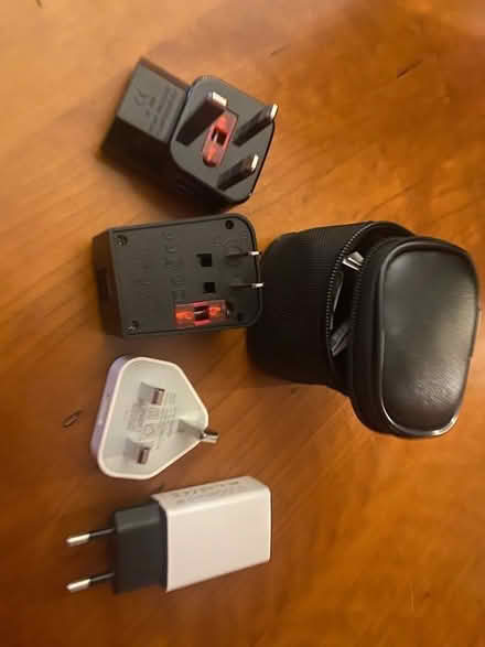 Photo of free USA-Europe adapters (Kensington / Aspen Hill) #1