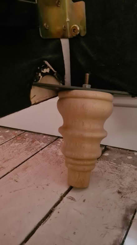 Photo of free King size bed (finchampstead, rg40) #2