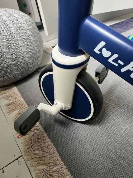 Photo of free lol fun balance / pedal bike (Peckham rye) #4