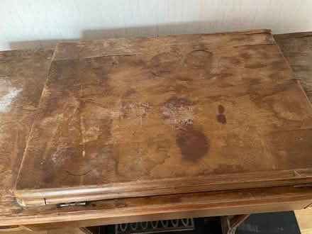 Photo of free Singer treddle sewing machine in cabinet (Gargunnock FK8) #3