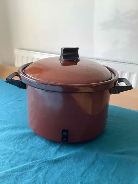 Photo of free Slow cooker (Kennington OX1) #1